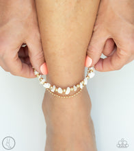 Load image into Gallery viewer,   Beach Expedition - Gold